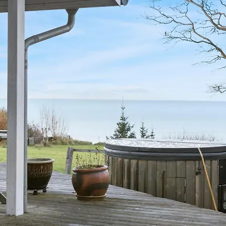 Holiday home Amazing In With House Sea View *